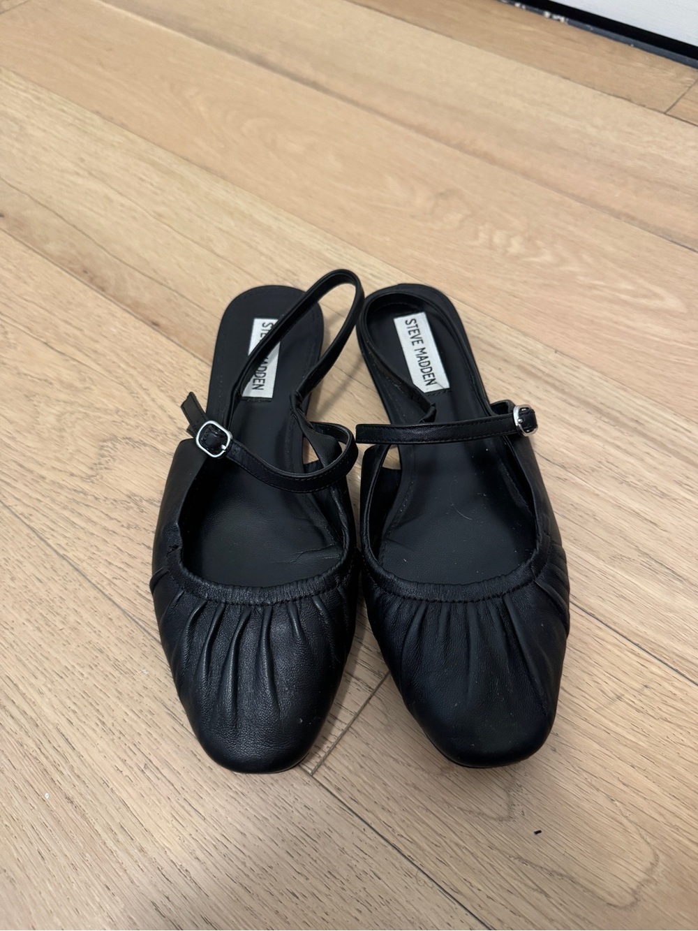 Steve Madden Flats